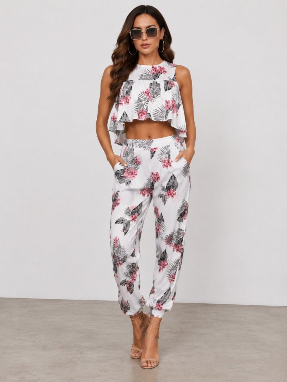 Ivory Resort Floral Jogger Pant Set NWT